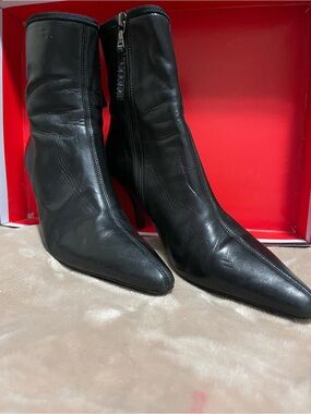 Prada Black Leather Pointed-Toe Ankle Boots with Side Zip - Women